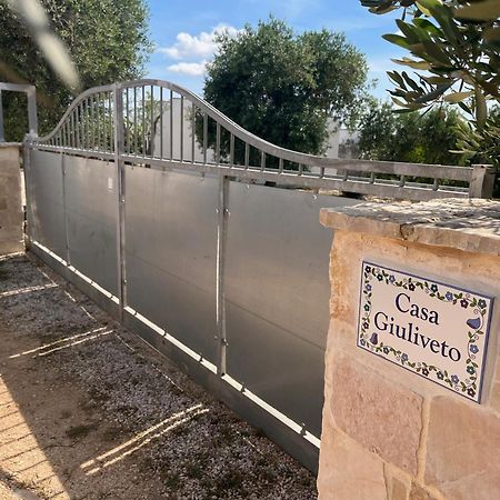 Casa Giuliveto - Charmantes Ferienhaus Mit Privatpool In Olivenhain Ostuni Eksteriør bilde