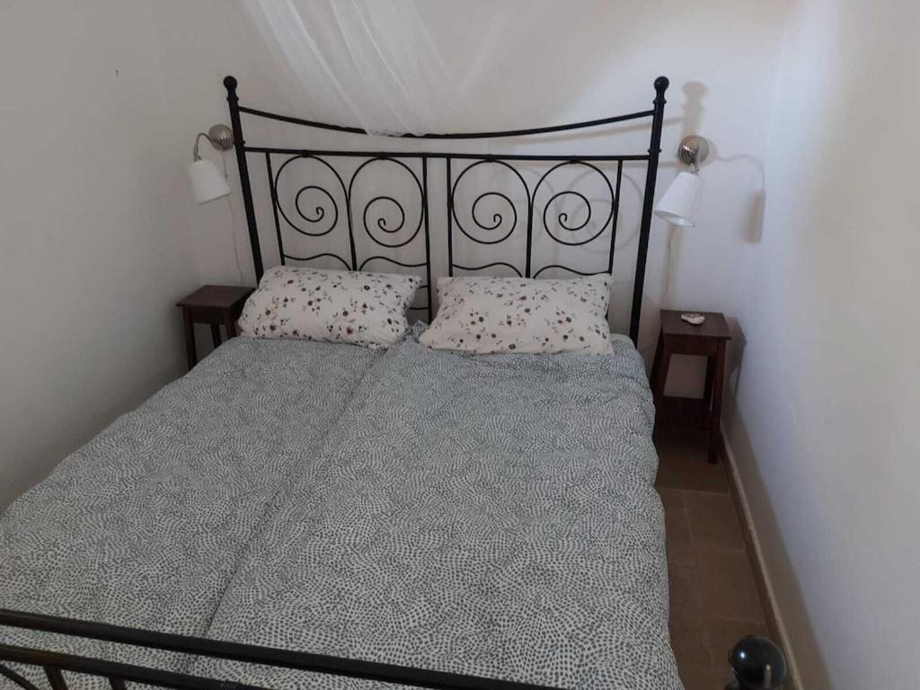 Casa Giuliveto - Charmantes Ferienhaus Mit Privatpool In Olivenhain Ostuni Eksteriør bilde