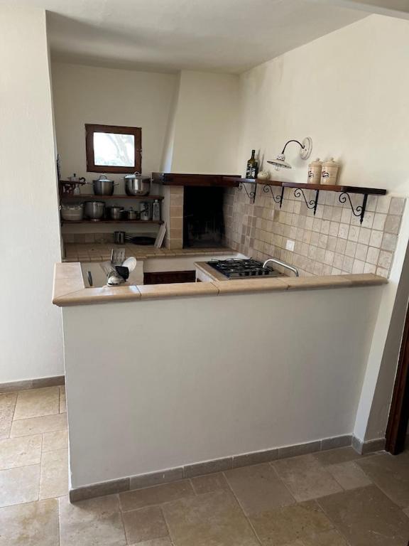 Casa Giuliveto - Charmantes Ferienhaus Mit Privatpool In Olivenhain Ostuni Eksteriør bilde