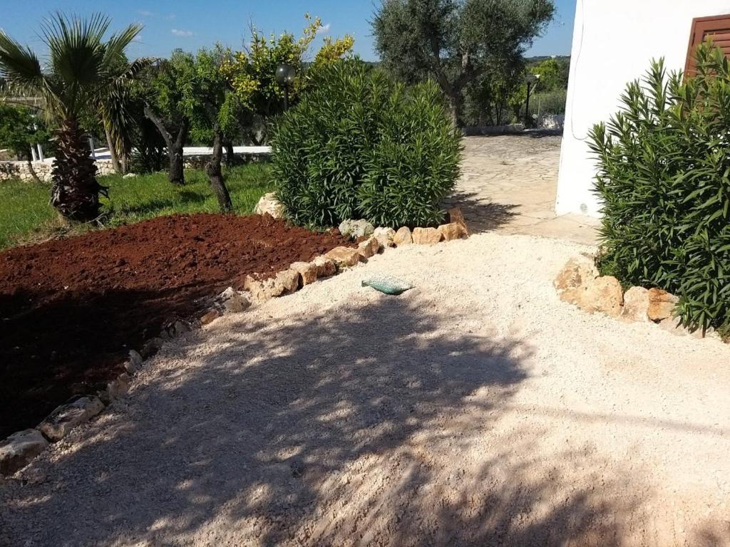 Casa Giuliveto - Charmantes Ferienhaus Mit Privatpool In Olivenhain Ostuni Eksteriør bilde